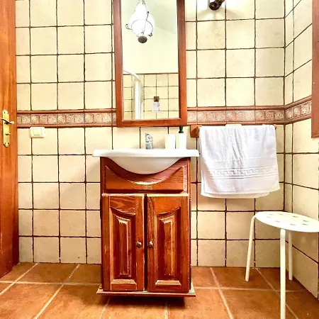 Casa Con Wifi, Piscina Con Vistas Directamente Al Mar, Rodeada De Arboles Limoneros La Guancha