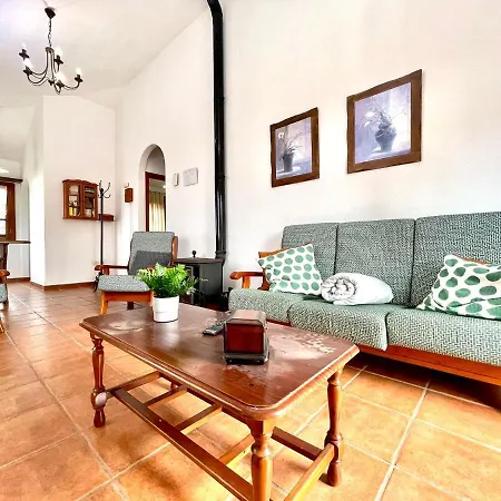 Casa Con Wifi, Piscina Con Vistas Directamente Al Mar, Rodeada De Arboles Limoneros * La Guancha